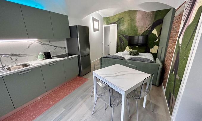 Vanchiglia Apartment | Discover CASA LUNA: Pet-Friendly Retreat in Barolo