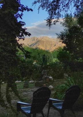 Las Rosas Apartment | Discover Casa Luz y Armonía: Your Budget-Friendly Retreat