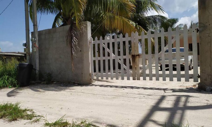 Chelem House | Casa M&P: Family-Friendly Retreat Near Chelem Beach