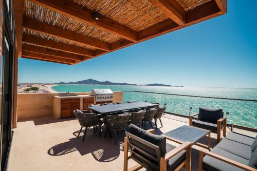Central Sonora Apartment | Oceanfront Casa Maca Bahía de Kino Penthouse with Pool