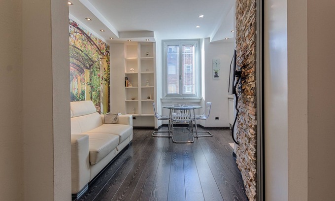 Central Station Apartment | Serene Casa Macchi: A Peaceful Retreat by the Station