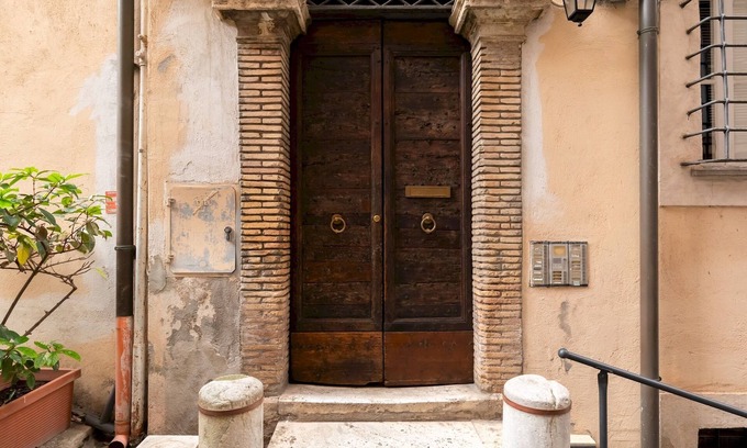 Rione V Ponte Villa | Guest Rated 10/10: Casa Makam with Spa & Family Amenities