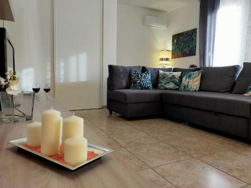 Aspra Apartment | Top-Rated Casa Malù Aspra Apartment - Pet & Child Friendly