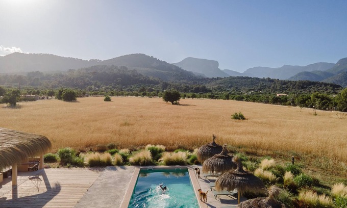 Binissalem Villa | Casa Mana: Ocean View Retreat with Private Pool & Breakfast