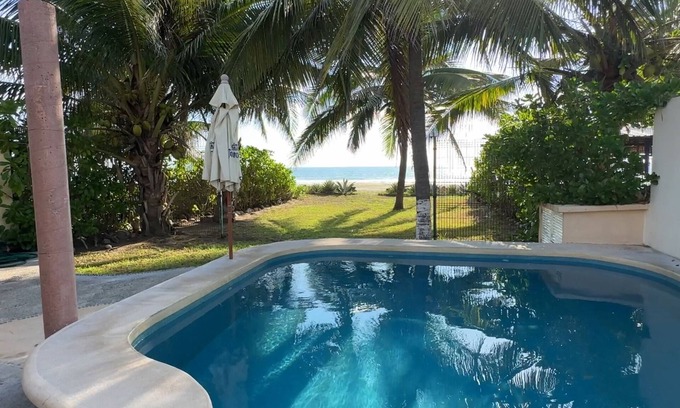 Ixtapa - Zihuatanejo House | Casa Mana: Beachfront Retreat with Pool & Outdoor Kitchen