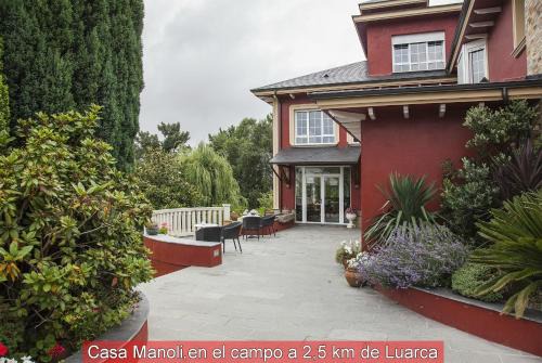 Valdes House | Cozy Casa Manoli Luarca with Ocean Views & Child-Friendly Stay