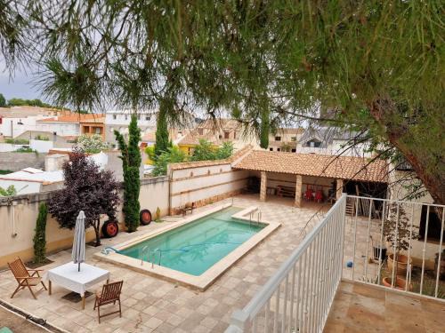 Herencia House | Inviting Casa Manuel: Oceanfront Oasis with Pool & Pets Welcome