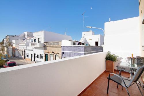 Olhao Villa | Child-Friendly Retreat at Casa Mar-a-vila, Rated 9.2/10