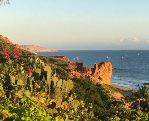 Icapui House | Pet-Friendly Casa Mar & Céu: Family-Friendly Escape