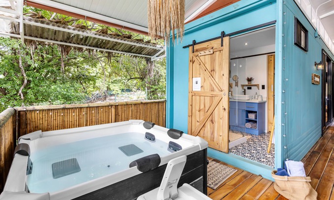 Villarreal Apartment | Casa Mar - Modern Container Stay with Private Hot Tub + Near Tamarindo Beach