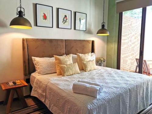 Centro House | CASA MARA 41: Oceanfront Retreat with Hydromassage Pool