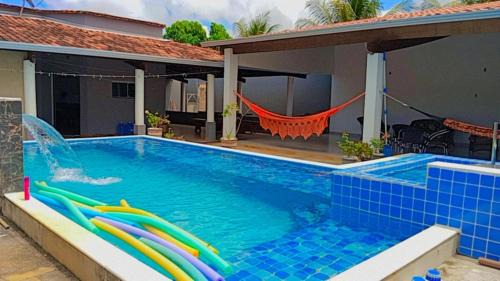 Caravelas House | Delightful Casa Maravilhosa in Caravelas, Pet-Friendly Stay