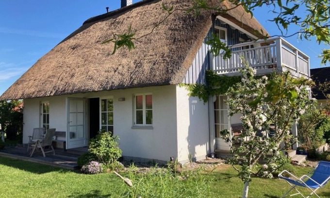 Gross Schwansee Apartment | Pet-Friendly Oceanfront Casa Mare Baltico with Amazing Views