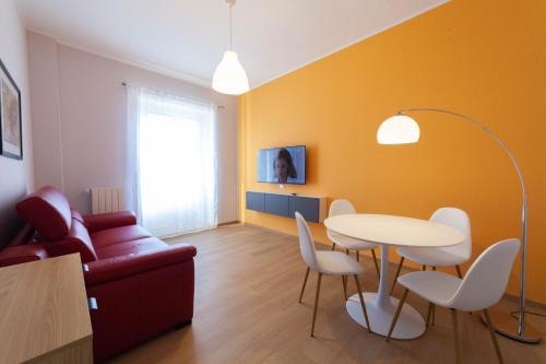 Bergamo Apartment | Guest Rated: Casa Margherita C - Your Perfect Getaway