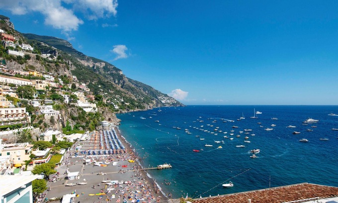 Positano House | Casa Margherita: Ideal Retreat with Oceanfront Views