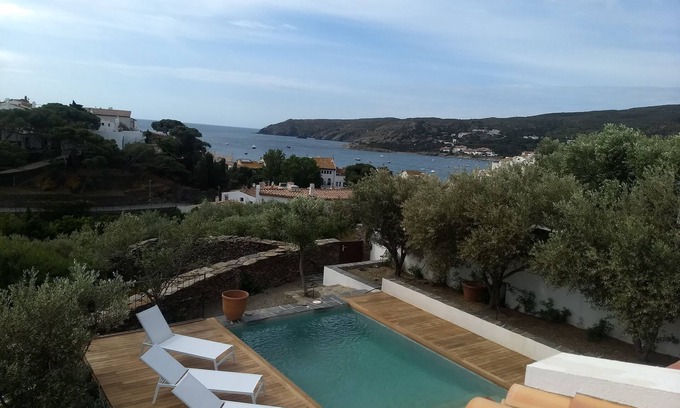Cadaques Villa | Discover Casa Margot 2: Oceanfront Bliss with Private Pool