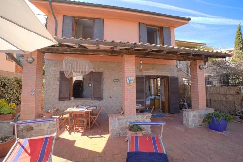 Arenella House | CASA MARGOT: Relax with Breathtaking Oceanfront Views