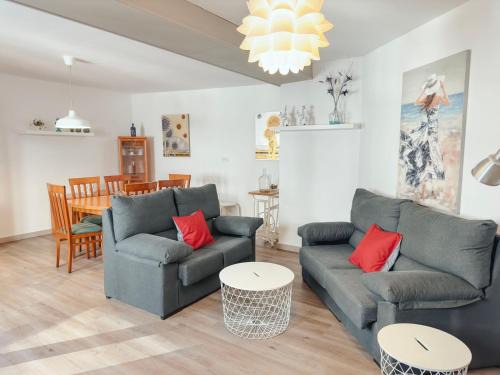 Sanxenxo House | Cozy Casa Mariñeira: Pet-Friendly Retreat with High Ratings