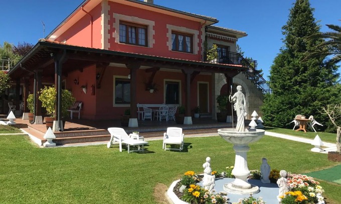 Queveda Apartment | Child-Friendly Casa Mari Carmen with a 9.3/10 Guest Rating