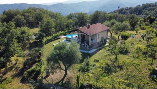 Pontedassio House | Discover CASA MARI: Oceanfront Paradise for Families & Pets