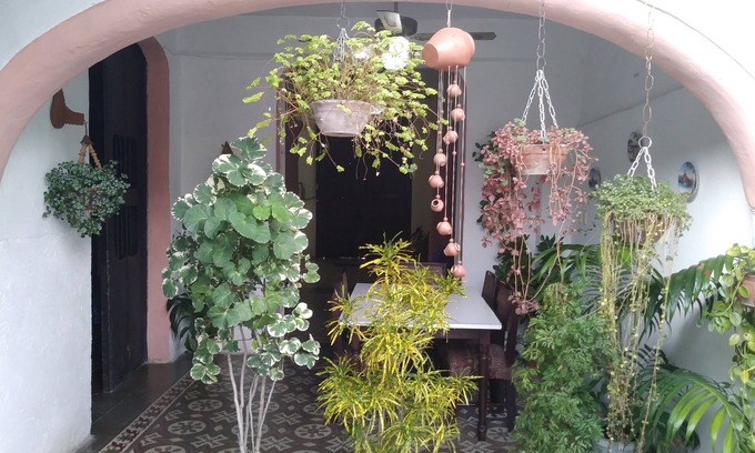 Camaguey House | Discover Casa Maria y David: Family-Friendly Retreat