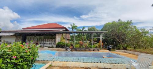 Narra Cabin | Casa Marie Campsite