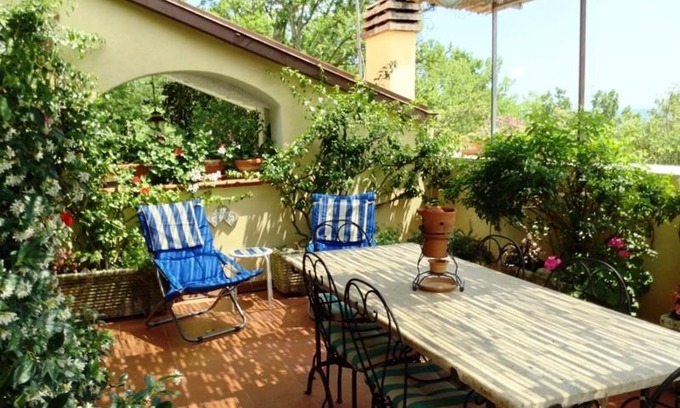 Formia Apartment | Casa Marily: Terraced Sea View & Family Friendly Stay