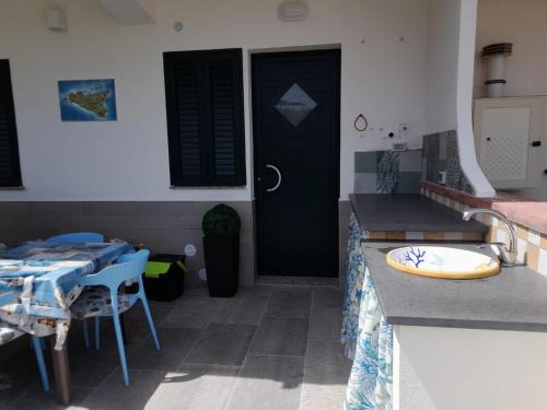 Oliveri House | Casa Marinello: Pet-Friendly Retreat with 9/10 Guest Rating