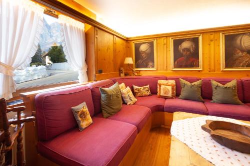 Cortina d'Ampezzo Apartment | Discover Casa Marmorata: 10/10 Pet-Friendly Retreat