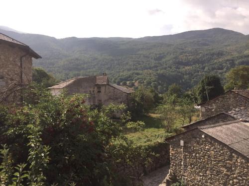 Eriste Apartment | Family-Friendly Getaway at Casa Marsial - 8/10 Rated Stay