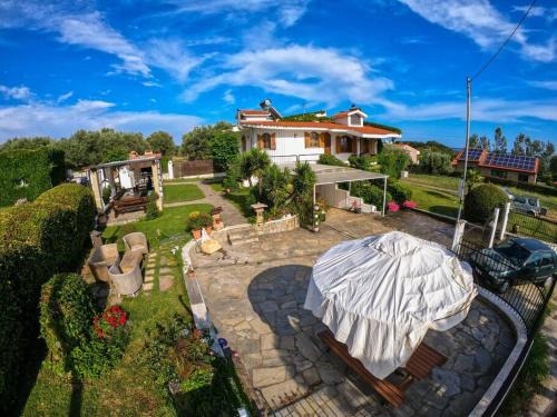 Alexandroupoli Villa | Delightful Casa Martina: Ocean View & Private Beach Retreat