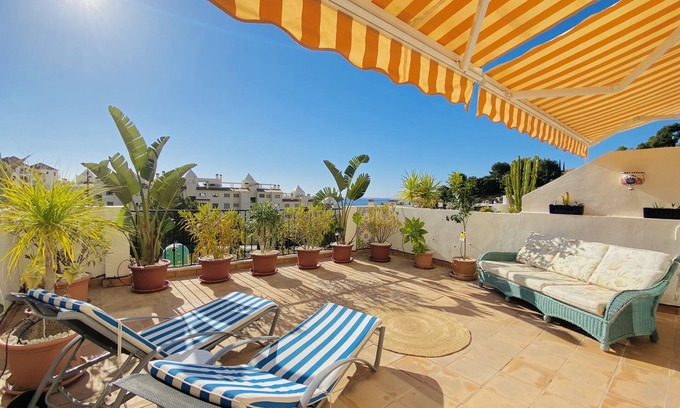 Pueblo Mascarat Apartment | Casa Mattina Mascarat - Oceanfront Retreat with Scenic Views