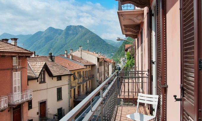 Colonno Apartment | Oceanfront Retreat at Casa Mauro with Child-Friendly Perks