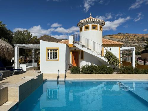 Mazarron Villa | Experience Casa Mediterráneo: 4-Star Coastal Retreat