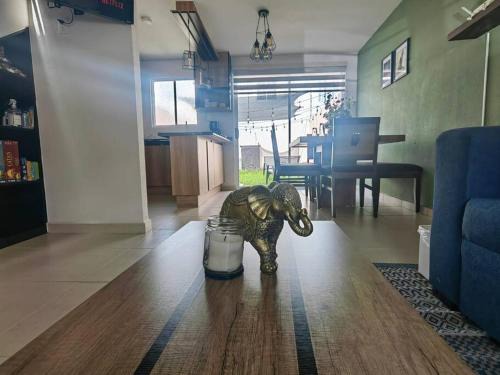 Queretaro House | Casa Meraki: Child-Friendly Retreat with 10/10 Guest Rating