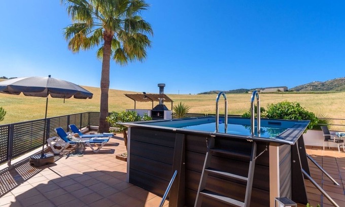 Colmenar Villa | Relaxing Retreat at Casa Metaverdi Colmenar with Pool & Spa