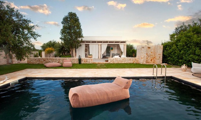 Conversano House | Relax at Casa Mia in Puglia: Pet-Friendly Oceanfront Retreat