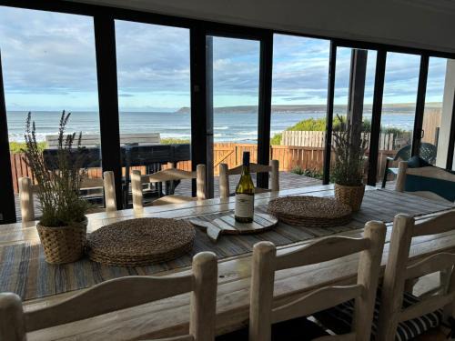 Witsand House | Discover CASA MIA: Oceanfront Retreat Rated 9.3/10