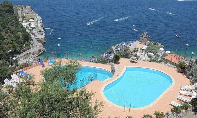 Marina di Puolo House | Cozy Casa Milli B: Seaside Apartment with Pool & Breakfast