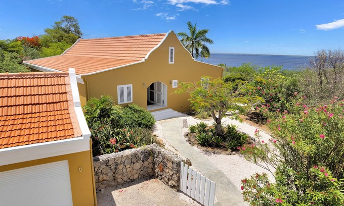 Sabadeco Villa | Casa Mira: Peaceful Private Oceanfront Sanctuary Surrounded by Nature