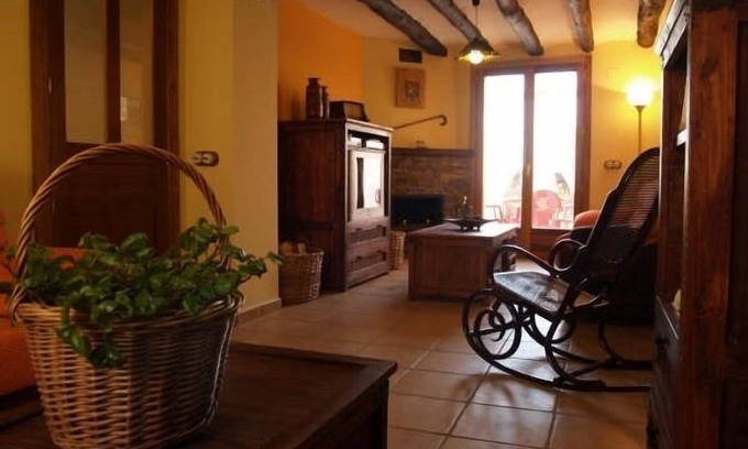 Milagro Cottage | Casa Miralrio: Family-Friendly Retreat with Kitchen Access