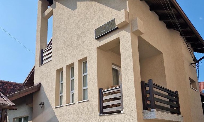 Bran House | Family-Friendly Stay at Casa Miruna & Noris - Rated 9/10