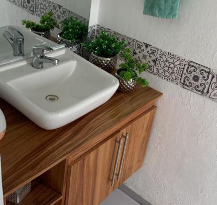 Bajio House | Experience Casa Moderna Tonalá with Family-Friendly Amenities