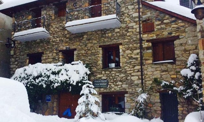 Montanuy House | Discover Casa Moline: Family-Friendly Rural Retreat