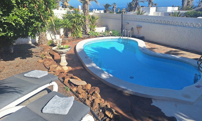 Arico Ski Chalet | Casa Momo: Ideal Getaway with Pool & Oceanfront Terraces