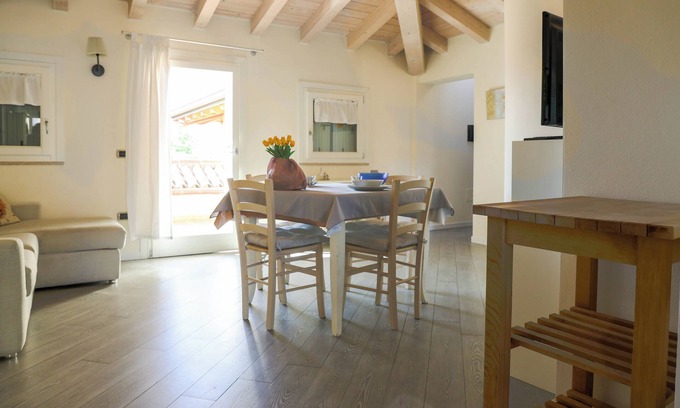 Lonato del Garda Apartment | Casa Monia - Two Bedroom Apartment, Sleeps 3