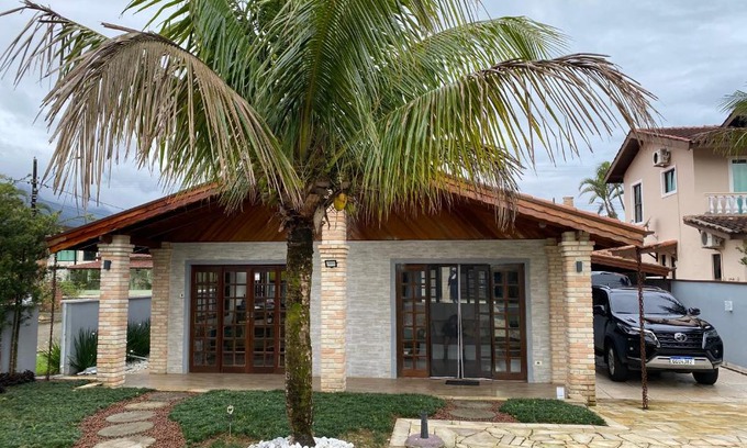 Morada da Praia House | Experience Casa Morada da Praia with Private Beach & Pool