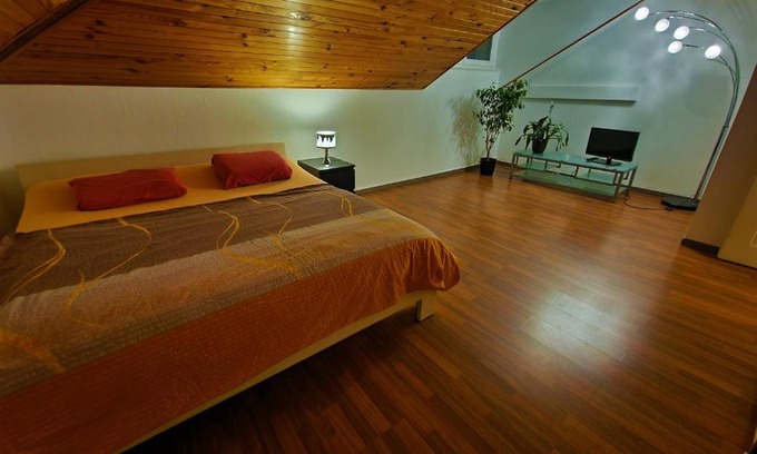 Saint-Louis House | Convenient Stay at Casa Morales on the Border
