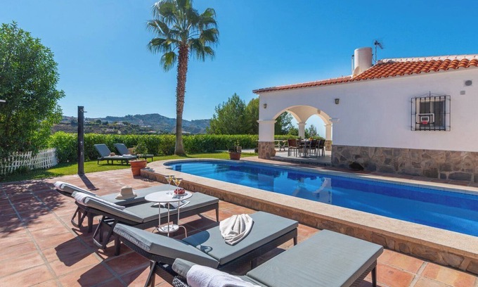 Canillas de Albaida Villa | Top-Rated Casa Moreno Cómpeta: Oceanfront Retreat with Pool