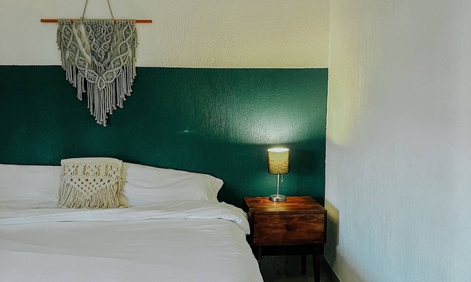 San Cristobal de las Casas House | Discover Casa Blanca: Pet-Friendly Haven with Free WiFi